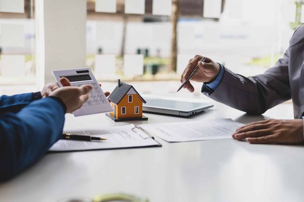 Comment faire une estimation et un calcul des frais de notaire ?