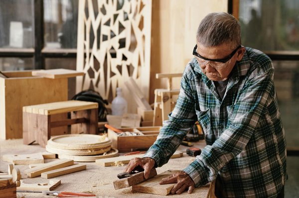 Menuisier à Caen : comment localiser un professionnel près de chez vous ?