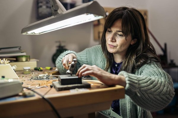 Comment créer un atelier de fabrication de papier recyclé à la maison ?